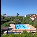 Les Soleillades-t2 Pour 5 Pers-piscine, Parking Privé- Laconciergeriebynina *