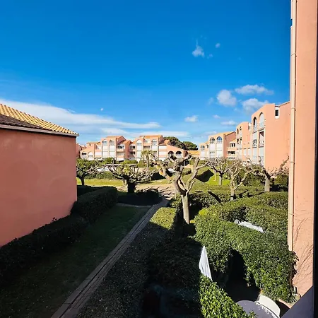 Apartmán Les Soleillades-t2 Pour 5 Pers-piscine, Parking Prive- Laconciergeriebynina